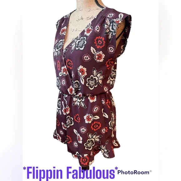 Be Cool~ burgandy Floral romper size small - Picture 2 of 4